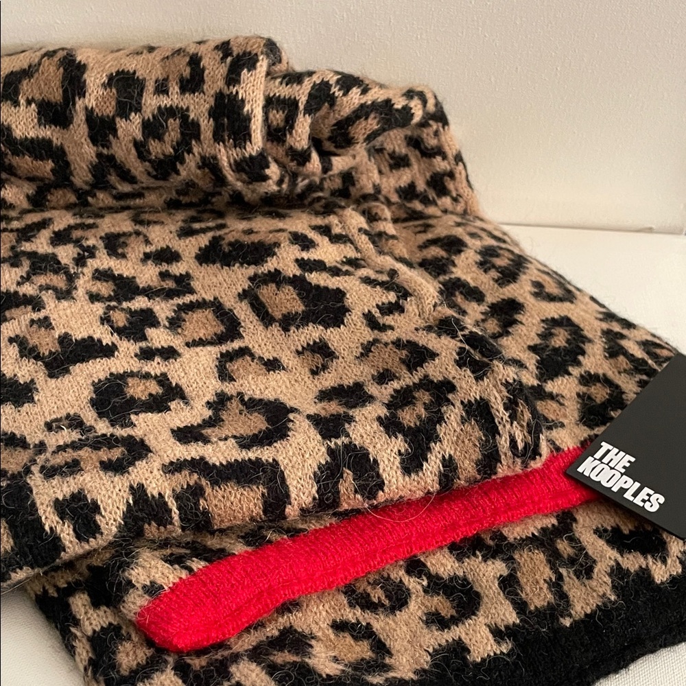 The Kooples leopard Animal Print Scarf with Red Accent 30% alpaca Italy NWT